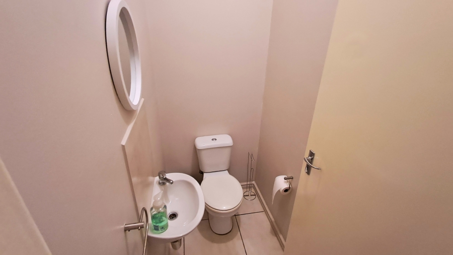 3 Bedroom Property for Sale in Langeberg Ridge Western Cape